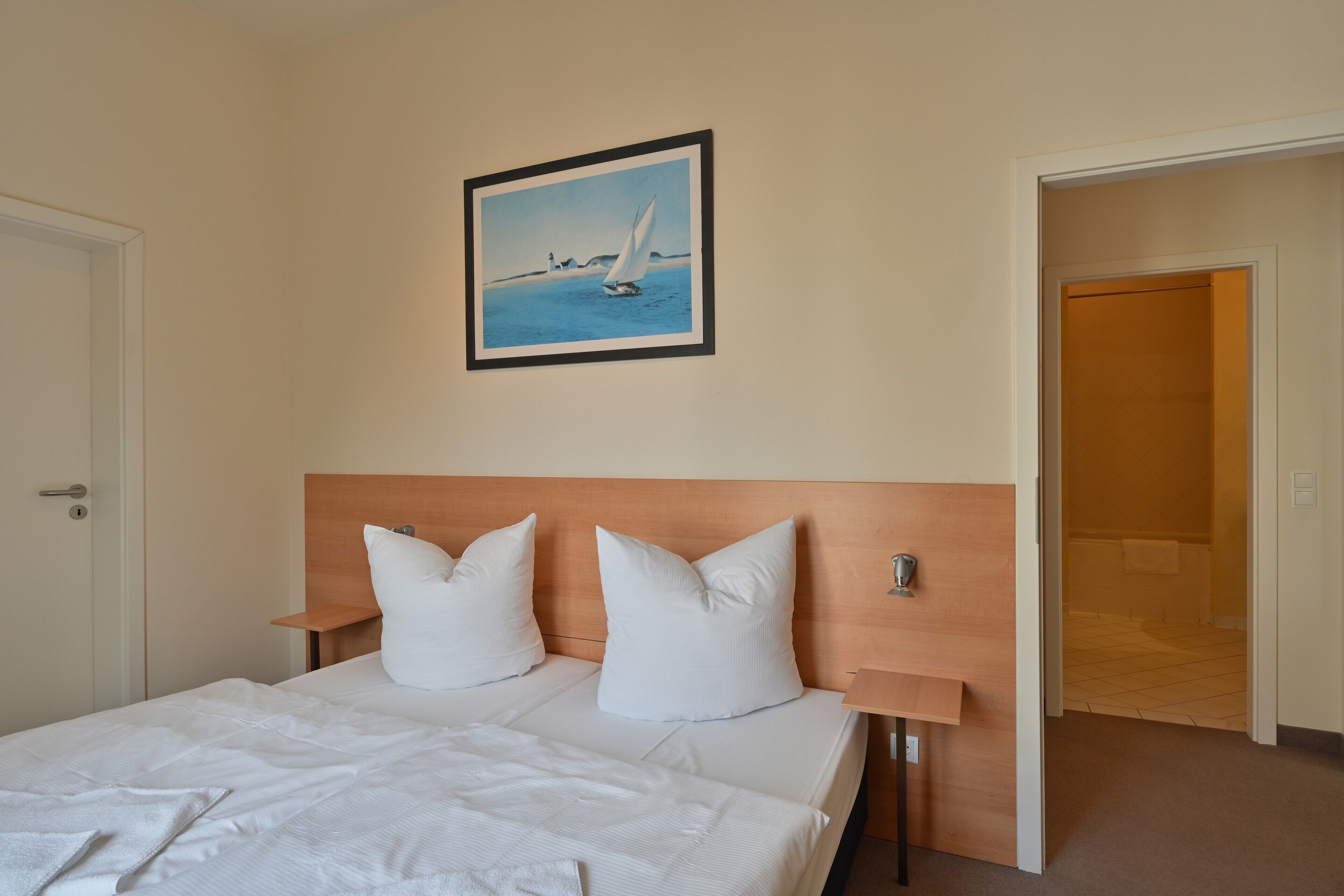 2 chambres, fer et planche à repasser, Wi-Fi gratuit, draps fournis