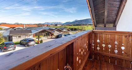 Ferienwohnung 'Haus Kali' mit Bergblick, Gemeinschaftsterrasse und WLAN