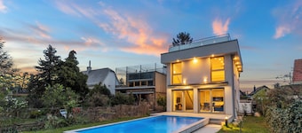 Villa Jäger con piscina a Vienna con terrazza privata, balcone e Wi-Fi