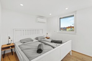 2 Schlafzimmer, Bügeleisen/Bügelbrett, kostenloses WLAN, Bettwäsche