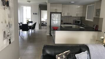 Comfort Cottage | Living area