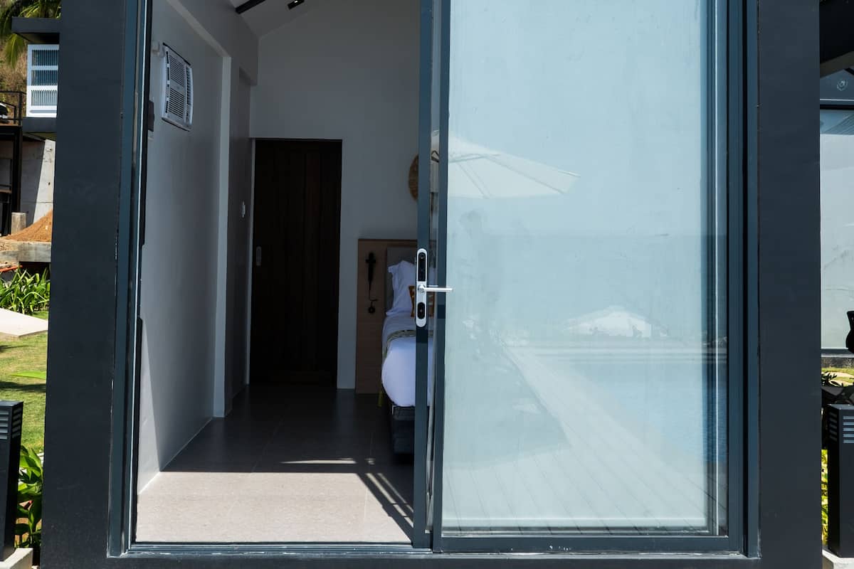 Vila Bulan Madu, 1 Tempat Tidur Queen, Bebas Asap Rokok, tepi laut | Teras/patio