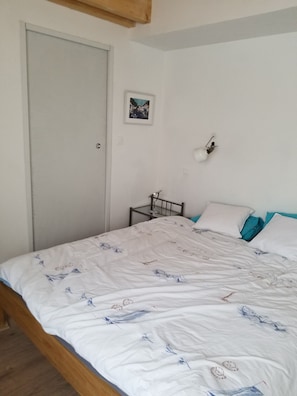 3 bedrooms, desk, WiFi - Chalet à 2 pas du Centre D'embrun (Embrun)