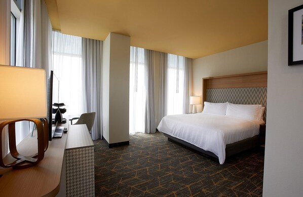 Room - Holiday Inn Louisville Downtown (Louisville)
