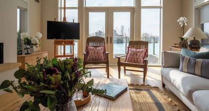 Summer Lake | Lake house | Hot Tub + Rowing Boat