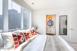 4 habitaciones, wifi gratis y ropa de cama