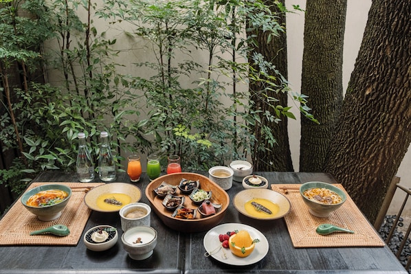 Free daily local cuisine breakfast