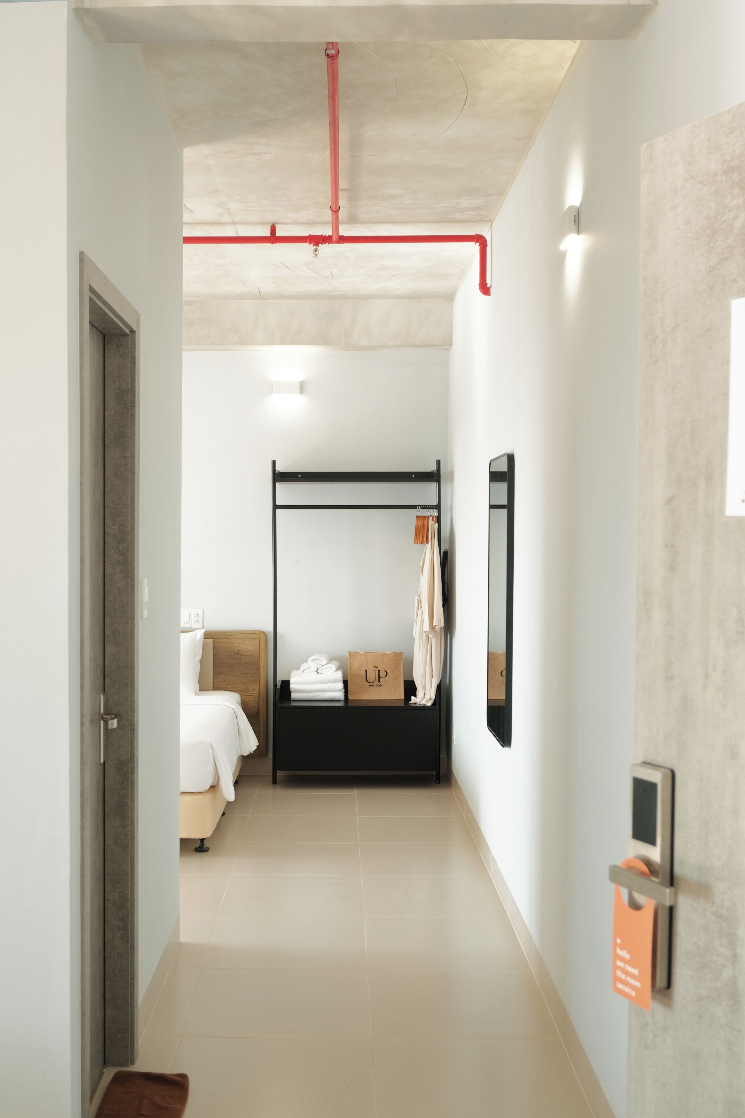 Egyptian cotton sheets, premium bedding, pillow-top beds, minibar