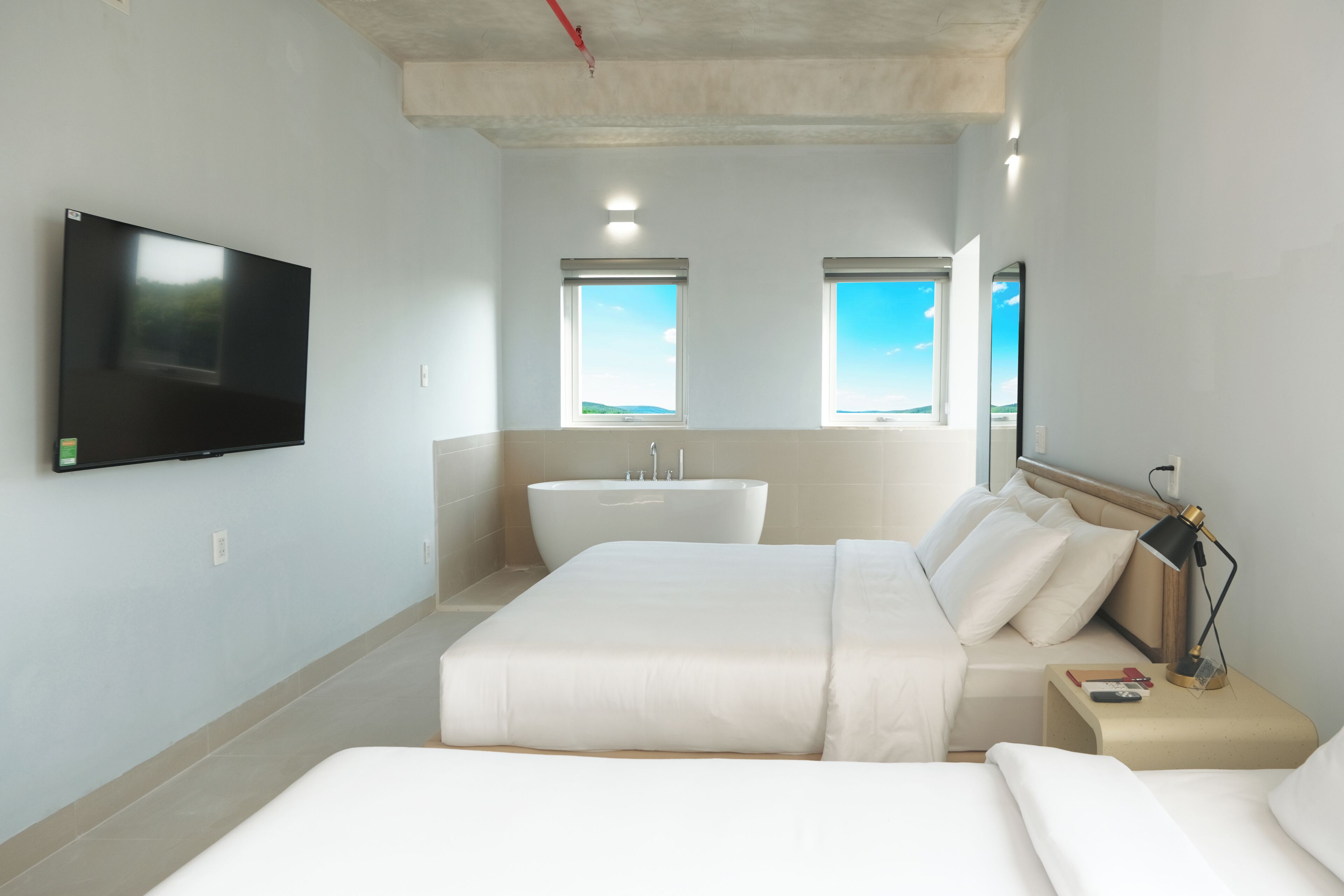 Egyptian cotton sheets, premium bedding, pillow-top beds, minibar