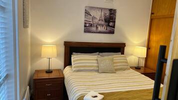 1 bedroom, iron/ironing board, free WiFi, bed sheets