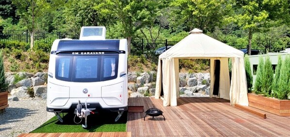 Stacaravan | Luxe beddengoed, gratis wifi, beddengoed