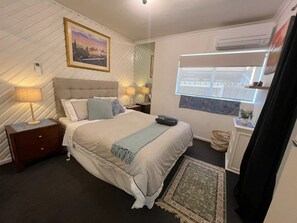 1 室のベッドルーム、アイロン / アイロン台、WiFi (無料)、ベッドシーツ