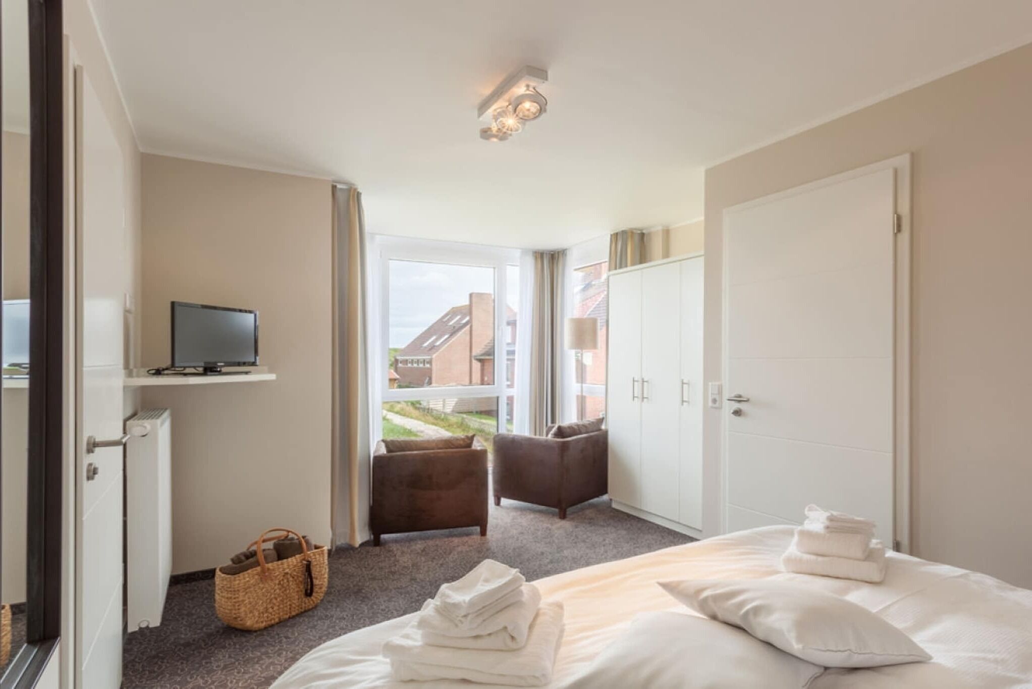 5 Schlafzimmer, Bügeleisen/Bügelbrett, kostenloses WLAN, Bettwäsche