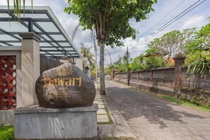Property entrance - Dewari Villas (Ubud)