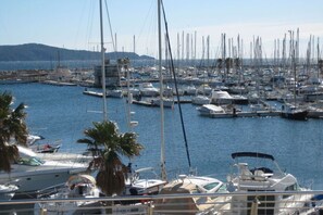 Marina - Les Heures Bleues Paradis (Cavalaire)