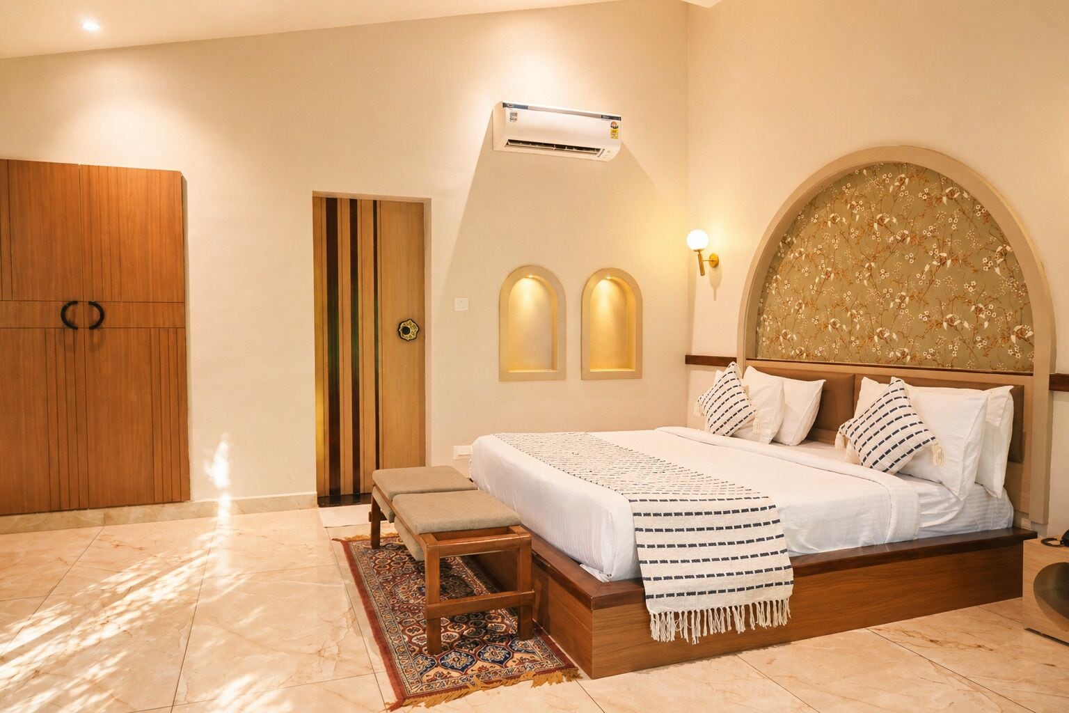 1 bedroom, premium bedding, individually decorated