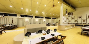 Bao gồm bữa sáng buffet hàng ngày