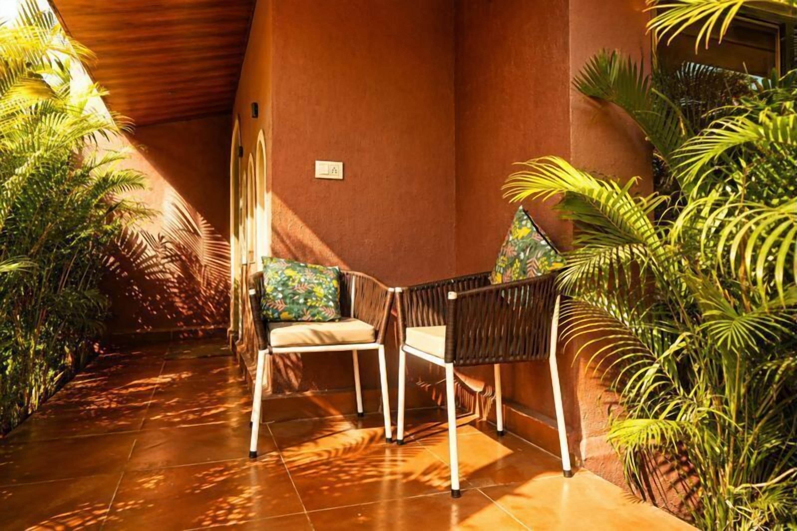 Calm Cub Nature Porch Room Ground Floor