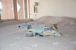 2 chambres, lit parapluie, Wi-Fi, draps fournis
