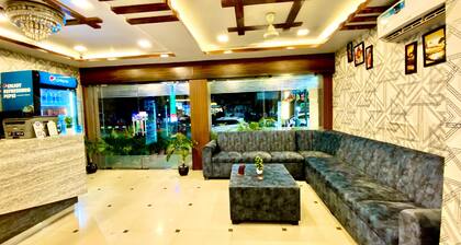 Hotel Sky Park - Airport Zone