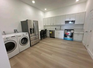 Interior - Guess house nice view top of a mountain (Murrieta)