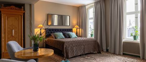 أغطية فراش متميزة وألحفة محشوة بالريش وبديكورات فريدة لكل غرفة