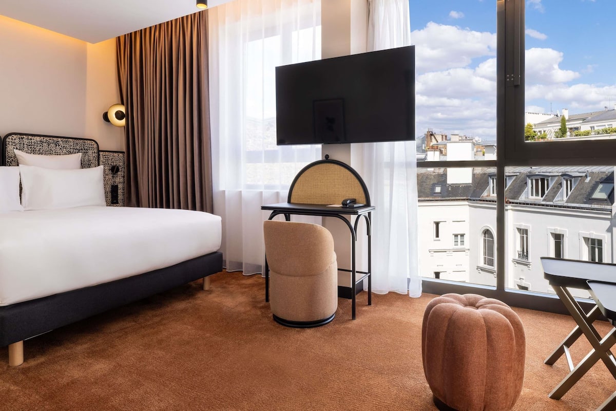 Suite Junior, 1 grand lit et 1 canapé-lit