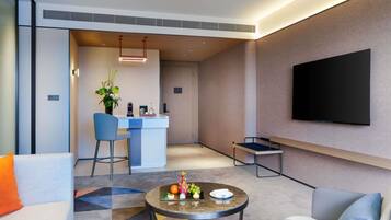 Superior Suite, 1 King Bed with Sofa bed | Premium bedding, down duvets, minibar, in-room safe