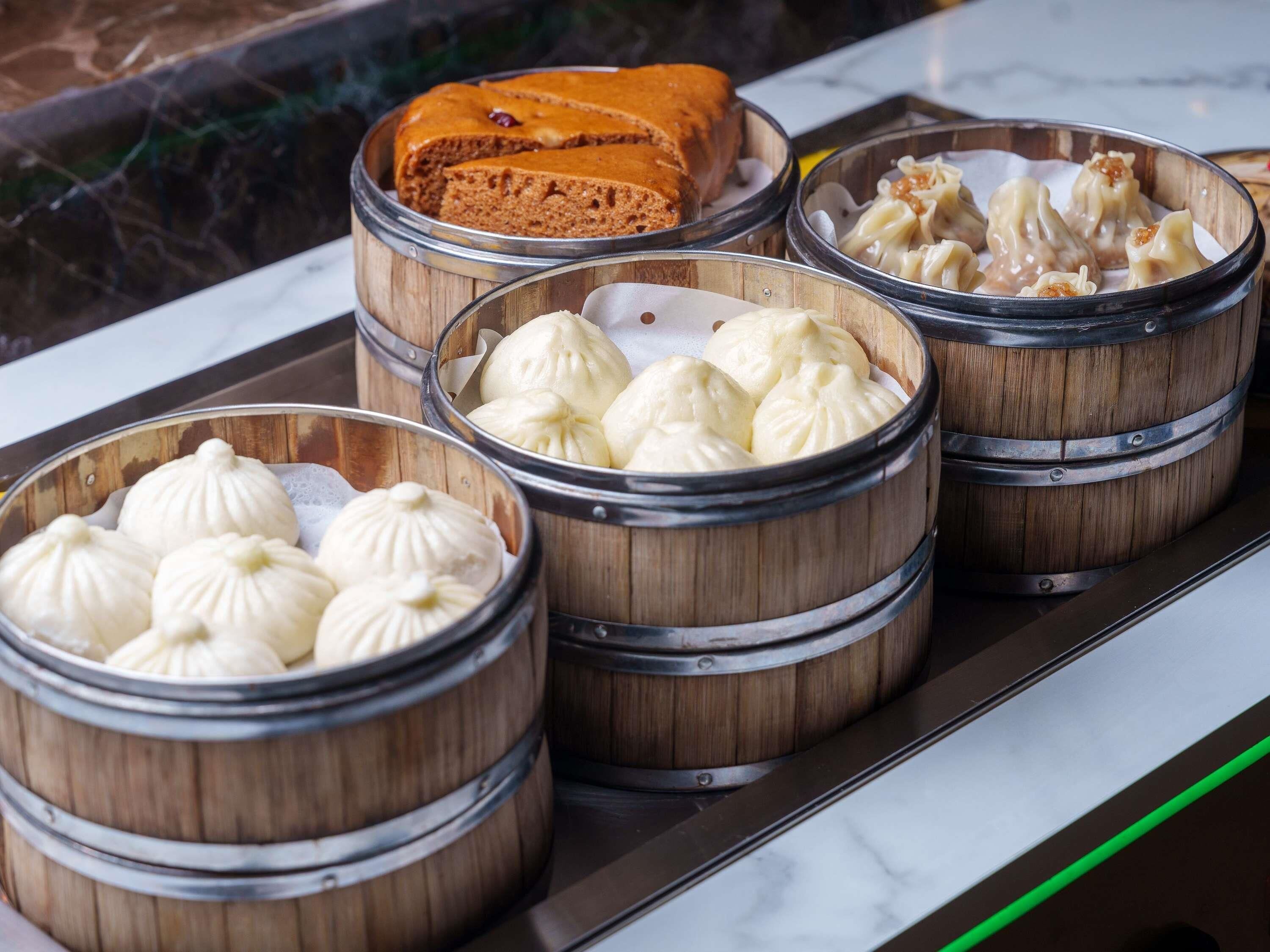 بوفيه فطور يوميًا بتكلفة قدرها (128 CNY للشخص)