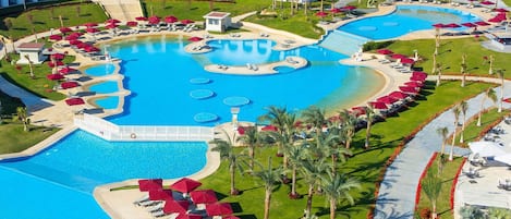 3 outdoor pools
