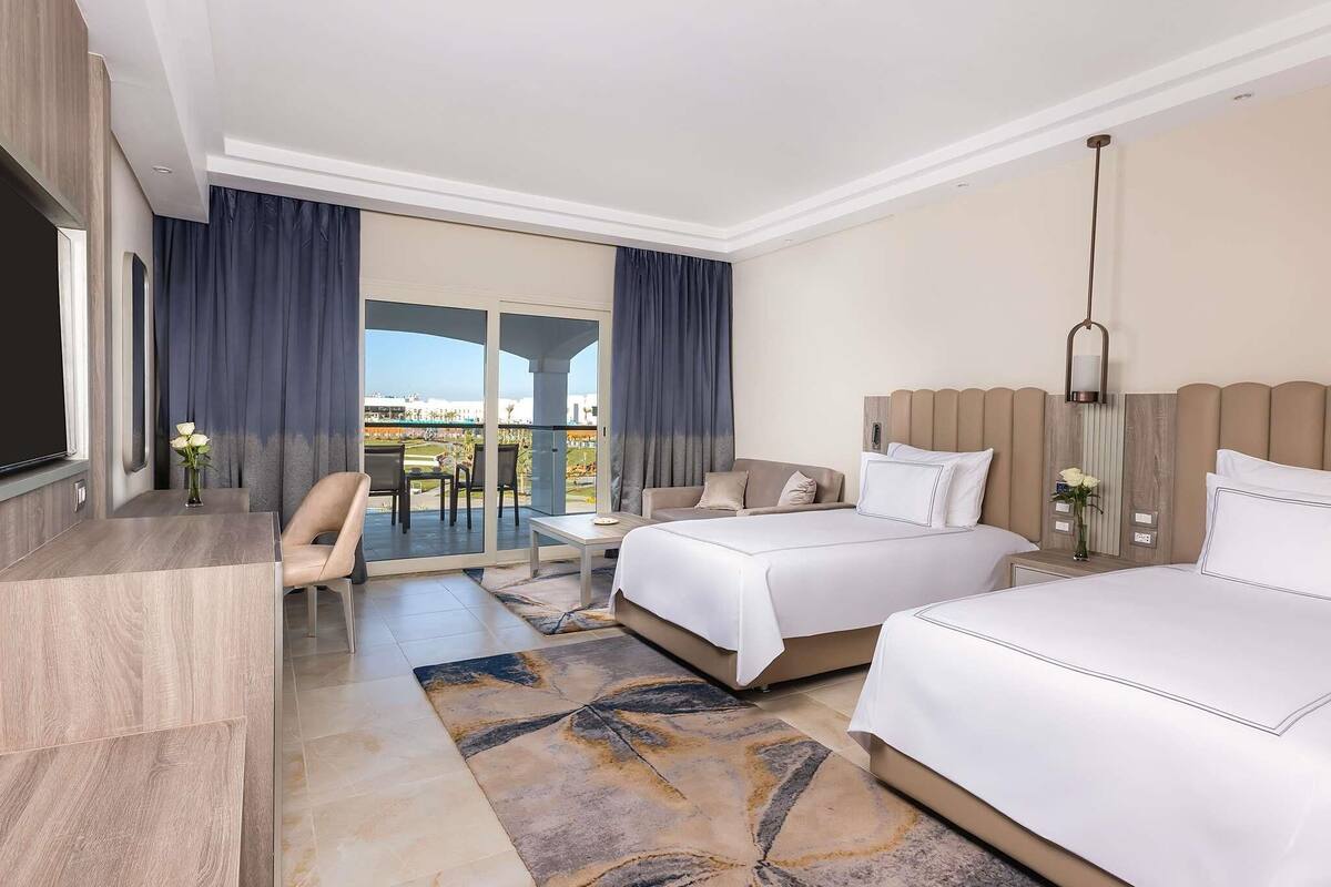 Ropa de cama de alta calidad y minibar con artículos gratuitos 
