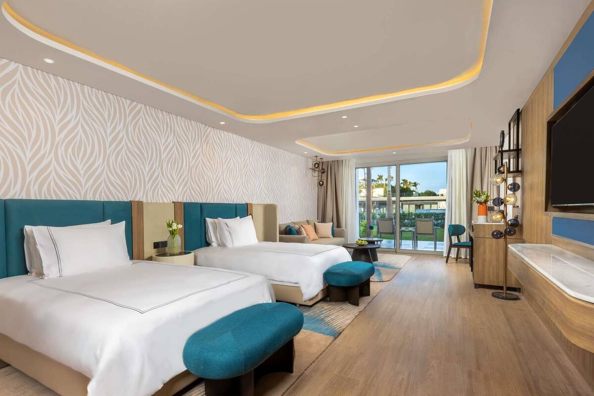 Ropa de cama de alta calidad y minibar con artículos gratuitos 
