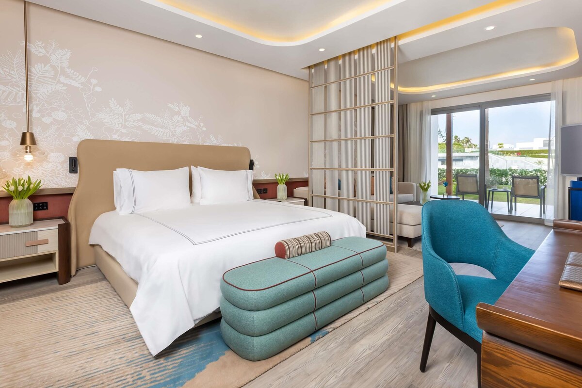 Premium Room Beach Side | 고급 침구, 무료 미니바, 객실 내 금고, 암막 커튼