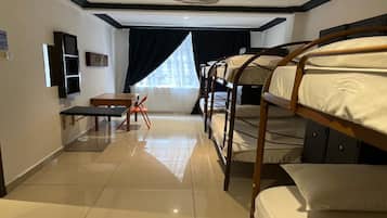 1 bedroom, free WiFi, bed sheets