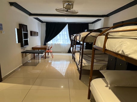 1 bedroom, free WiFi, bed sheets