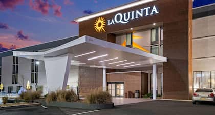 La Quinta Inn & Suites by Wyndham Columbus MS