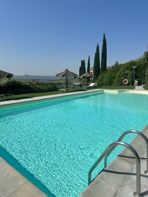 Alberca al aire libre 