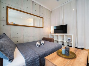 Bügeleisen/Bügelbrett, WLAN, Bettwäsche