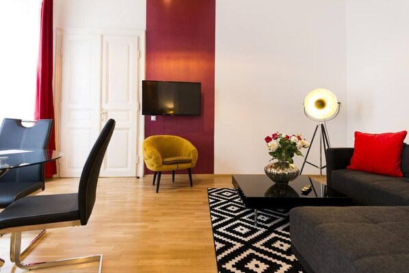 TV - Highlight Suite Universitaet Wien (Vienna)