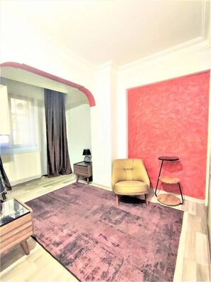 Interior - Intimate Suite Pier Side (Kadiköy)