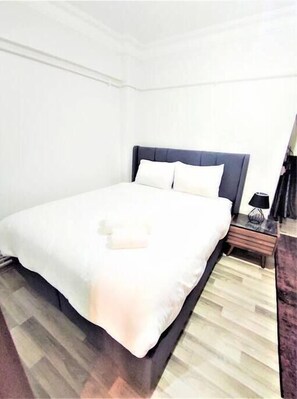 1 makuuhuone, silitysrauta/-lauta, Wi-Fi, vuodevaatteet