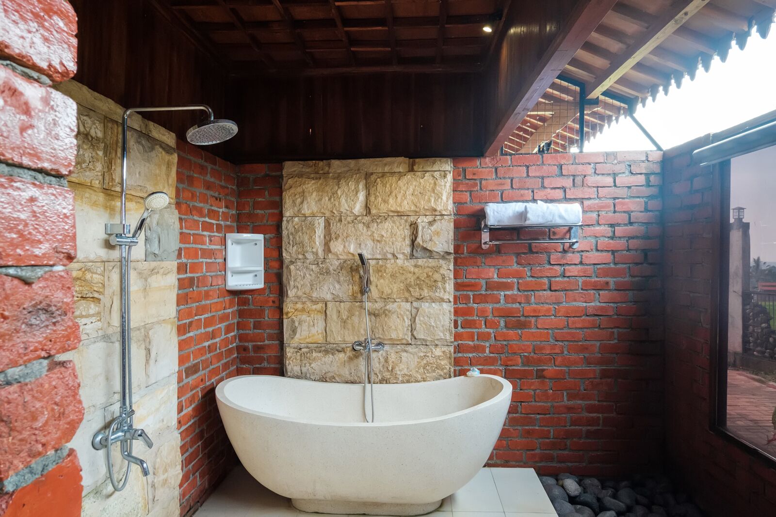 Ducha, bidet, toallas