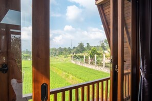 Standard Double Room | Free WiFi, bed sheets