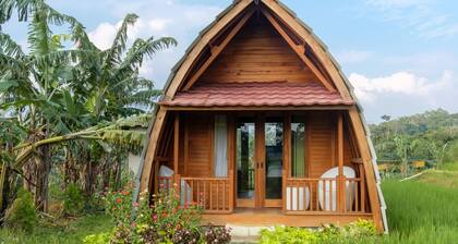 TwoSpaces Living at deRos Resort & Cafe, Bogor