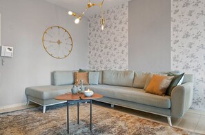 Téléviseur, bureau