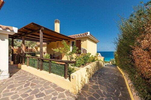 Nello's house