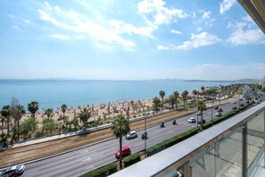 Property grounds - Outstanding seaview studio in Athenian Riviera (Paleo Faliro)