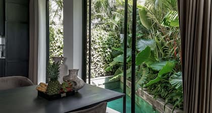 Premier Umalas Villas