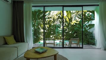 Smart TV, Netflix, layanan streaming, dan kantor