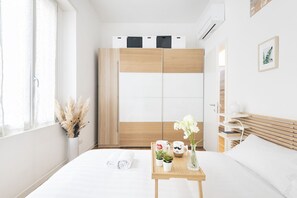 1 bedroom, iron/ironing board, WiFi, bed sheets - Easylife - Bright apartment in City Life (Milano)